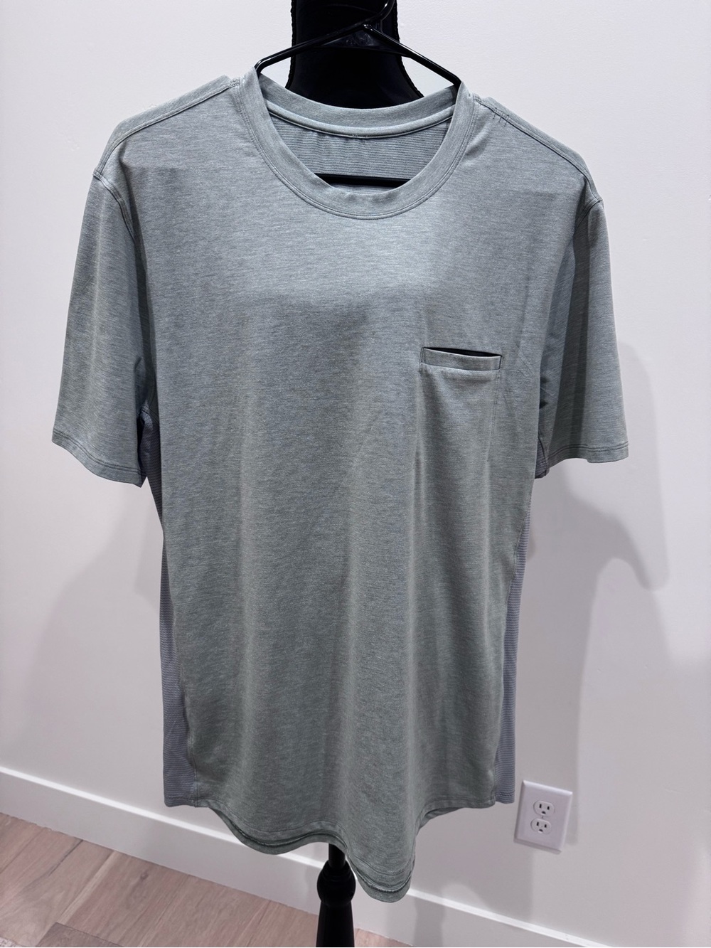 Lululemon Crewneck Pocket T-Shirt
